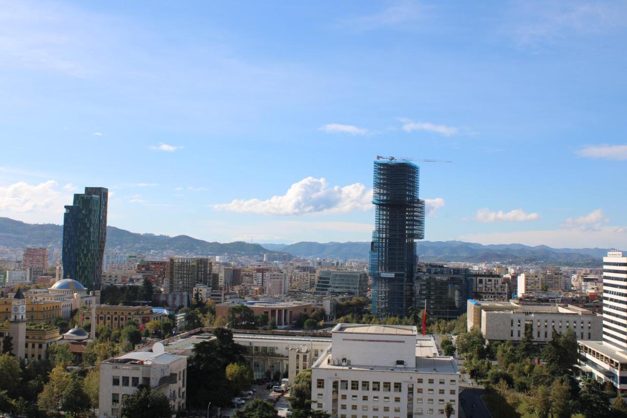 Hotel Heart Of Tirana Exterior foto